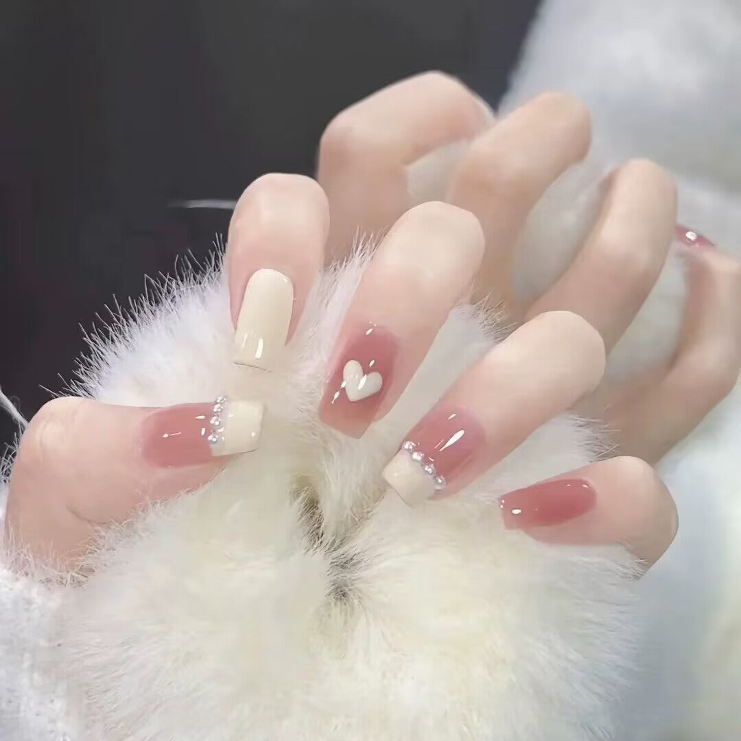 ネイルチップ ミディアム オーバル 人気 3d マグネット デザイン ファッション 293